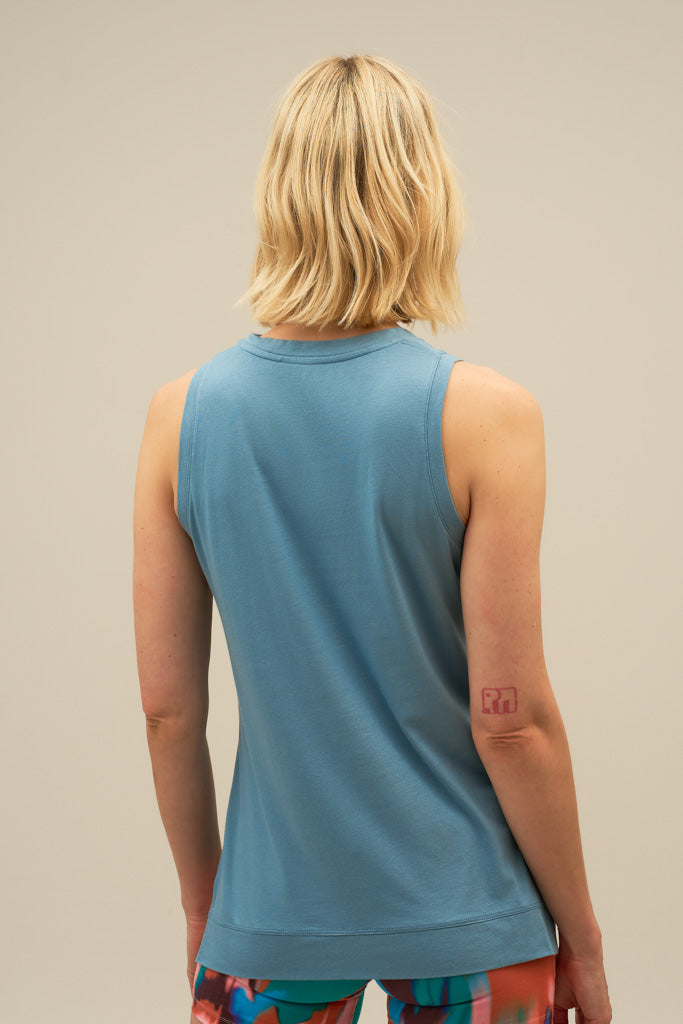 Bam2200 Womens Pluma Training Tank Shark Blue Bamboo Clothing 4
