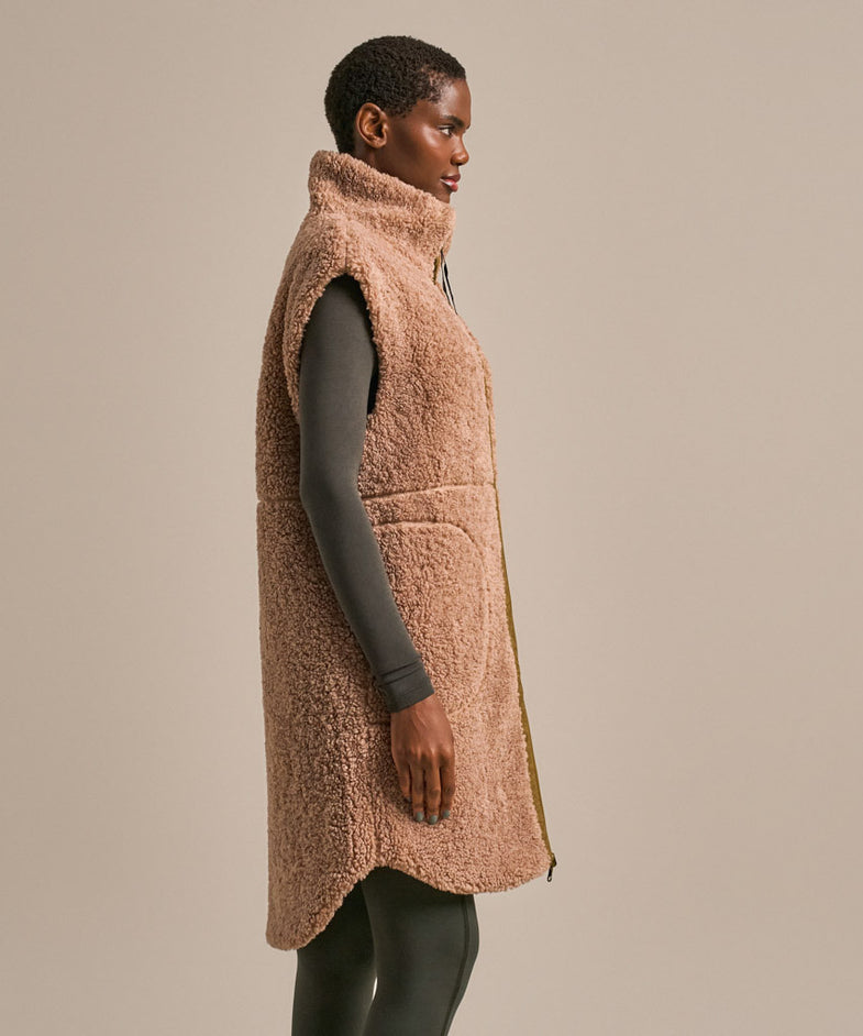 Bam2330 Zero Reversible Gilet Golden Olive Clothing 10