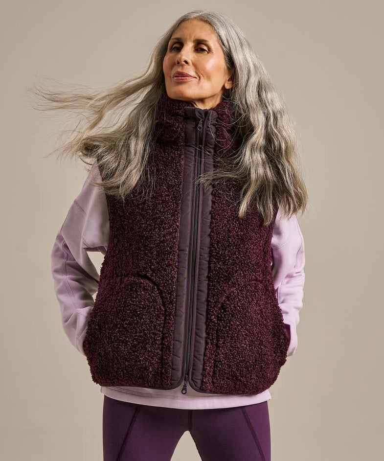 Bam2331 73 Zero Boxy Fleece Gilet Damson Bam Clothing 2
