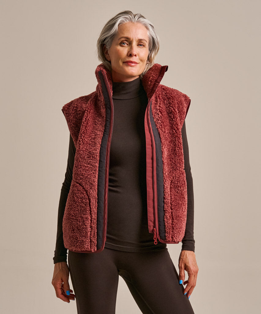 73 Zero Boxy Fleece Gilet (Rose Garnet) – BAM Clothing