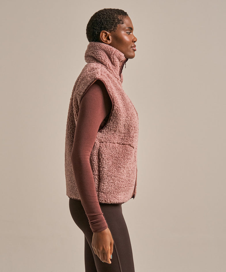 Bam2331 75 Zero Boxy Fleece Gilet Macaron Clothing 3
