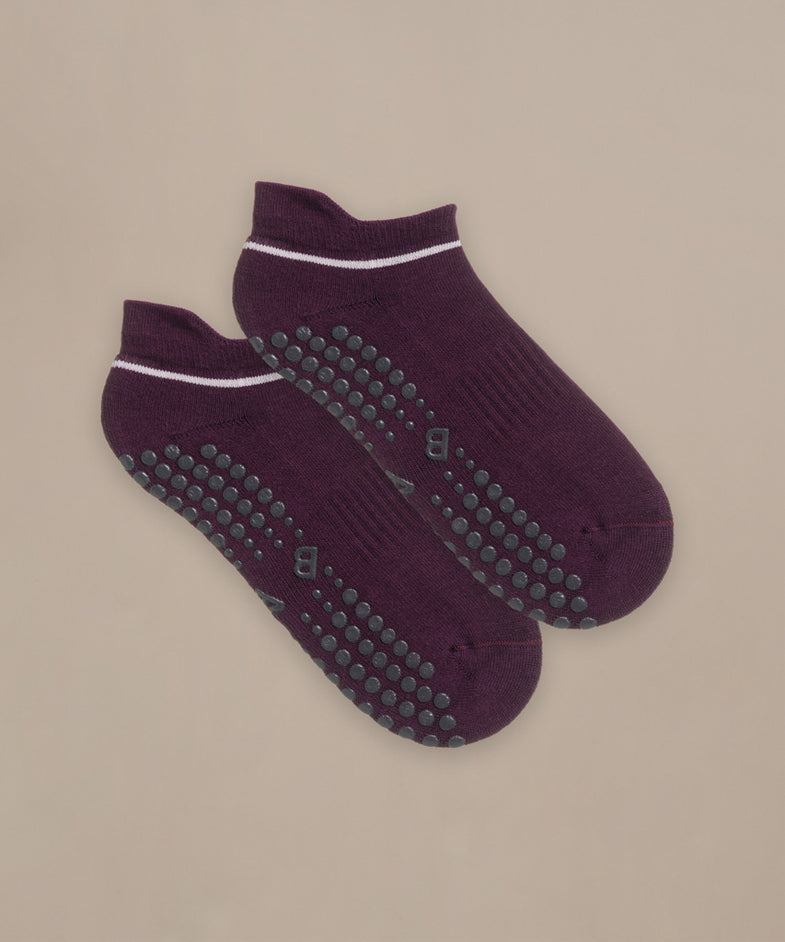 Bam2443 Pilates Grip Short Socks Damson Lavender Clothing 2