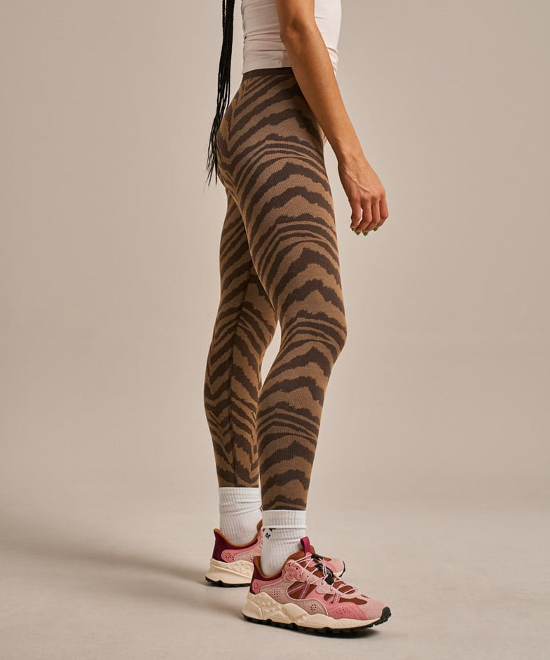 Bam2682 Seamless Legging Zebra Jacquard Bitter Chocolate Bam Clothing 3