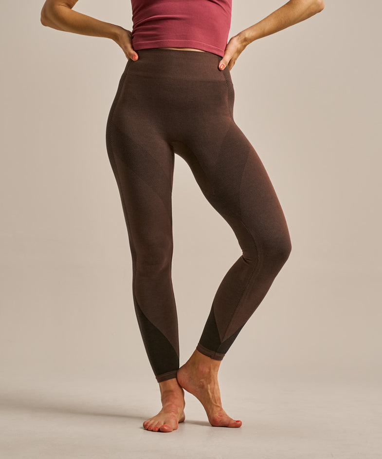 Bam2682 Wonder Light Legging Bitter Chocolate Clothing 1