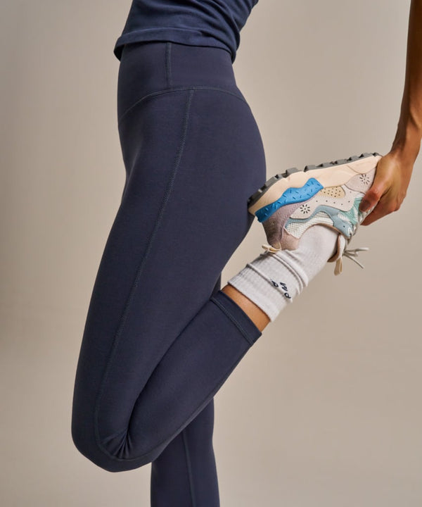 Bam2692 Ultimate Balm Leggings Storm Navy Clothing 4