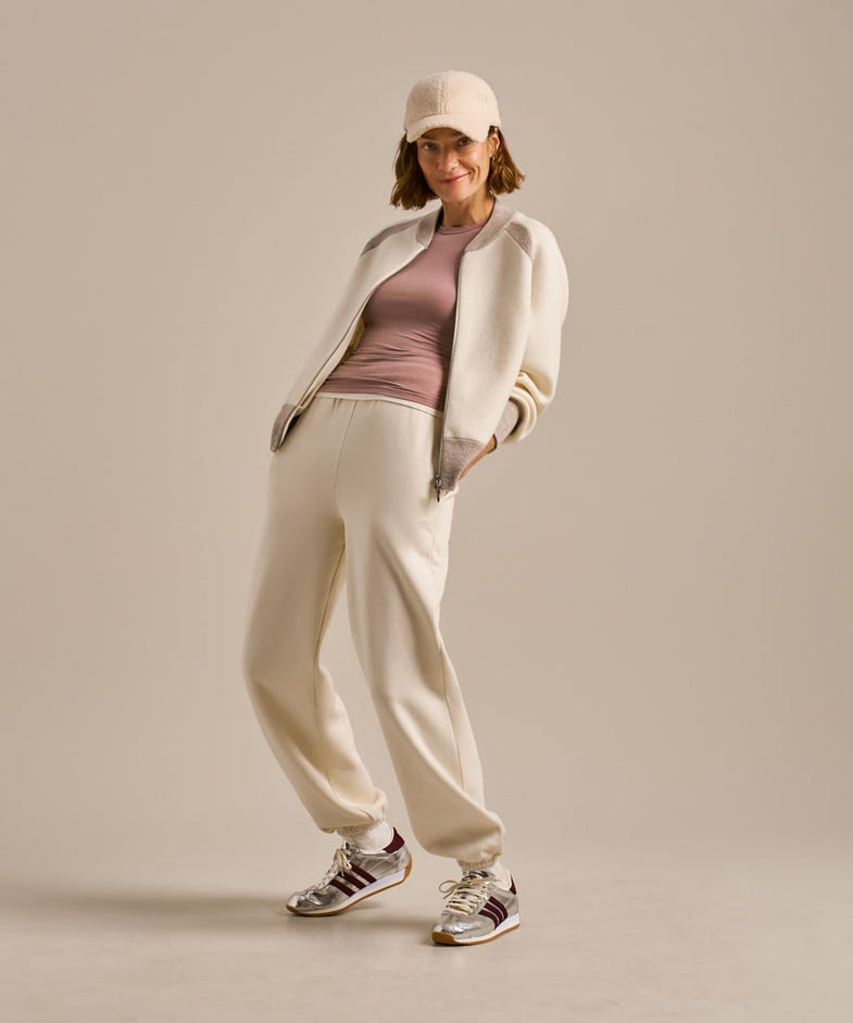 Bam2726 Recovery Sweat Pant Oat Milk Bam Clothing 1