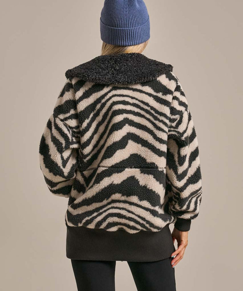 Bam2733 The Embrace Chuck On Zebra Jacquard Bam Clothing 3