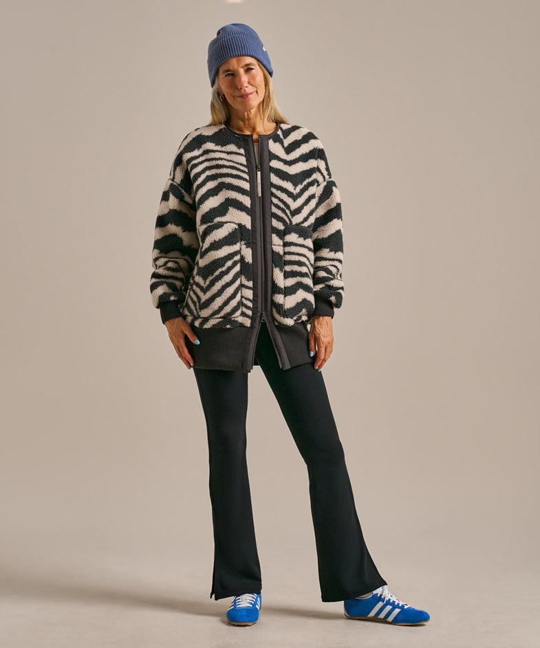 Bam2733 The Embrace Chuck On Zebra Jacquard Bam Clothing 6