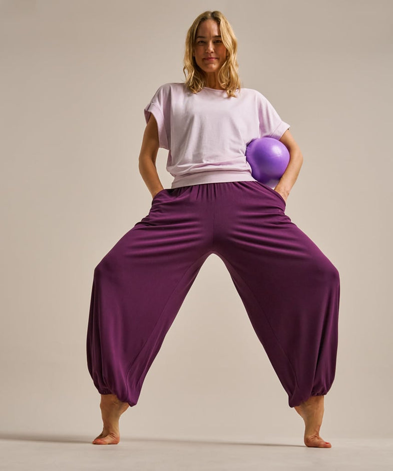 Bam2920 Ballon Yoga Pants Damson Clothing 1