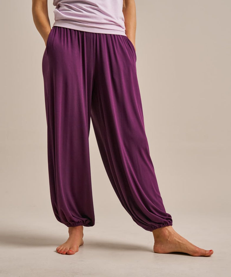 Bam2920 Ballon Yoga Pants Damson Clothing 2