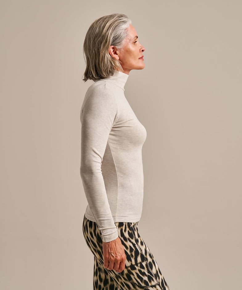 Bam2968 High Neck Top Oatmeal Clothing 3