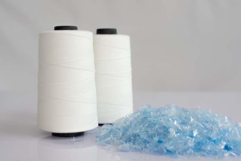 Bottle Flake & Raw White Polyester Fdy Yarn Spool