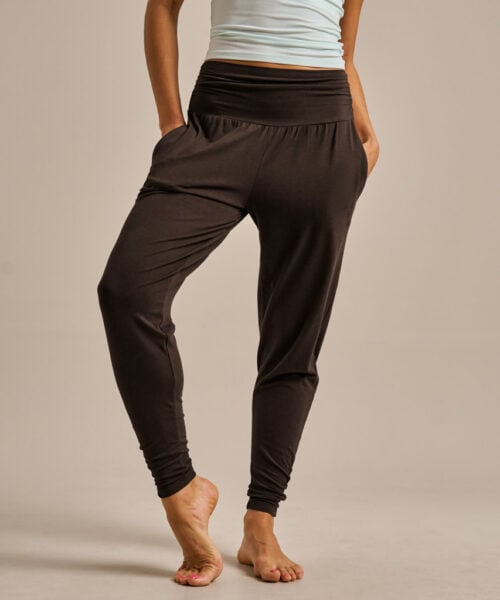 Bam1135 Grace Pant Bitter Chocolate Clothing 2