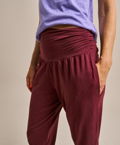 Bam1135 Grace Pant Dark Rose Garnet Clothing 4