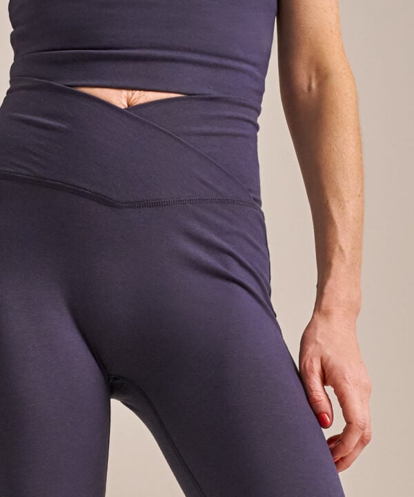 Basic Bae Crossover Waist Active Leggings