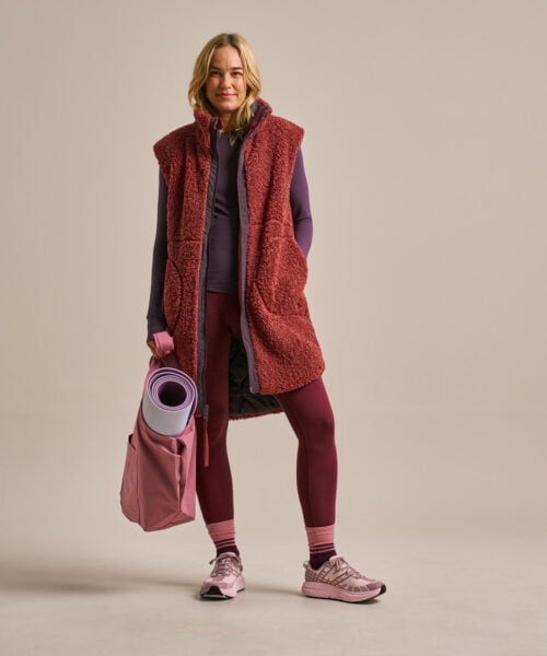 Bam2330 Reversible Longline Gilet Damson Clothing 7