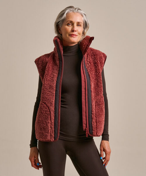 Bam2331 74 Zero Boxy Fleece Gilet Rose Clothing 2