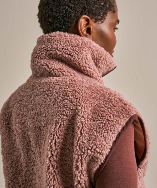 Bam2331 75 Zero Boxy Fleece Gilet Macaron Clothing 6