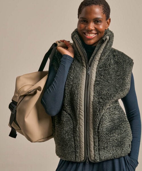 Bam2331 Zero Boxy Fleece Gilet Juniper Clothing 1