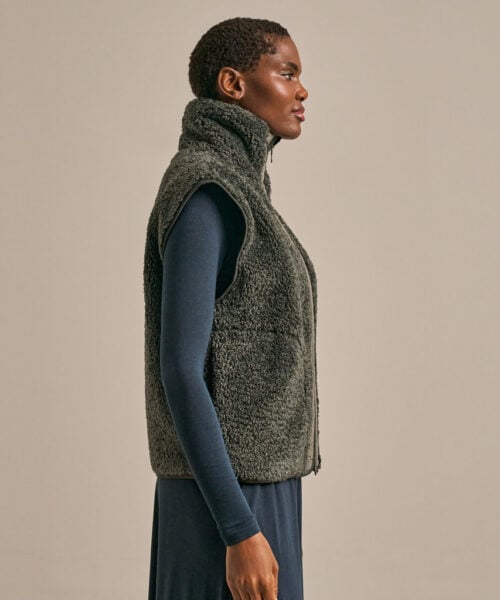 Bam2331 Zero Boxy Fleece Gilet Juniper Clothing 3