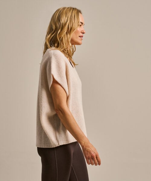 Bam2483 Sleeveless Layering Boxy Knitted Top Oat Clothing 3