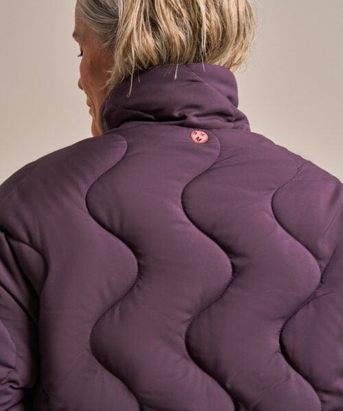 Bam2577 Packable Cloud Jacket Damson Clothing 7