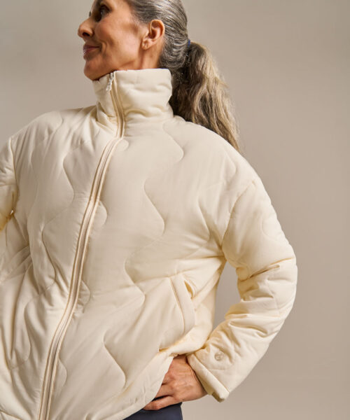 Bam2577 Packable Cloud Jacket Oat Milk Bam Clothing 5