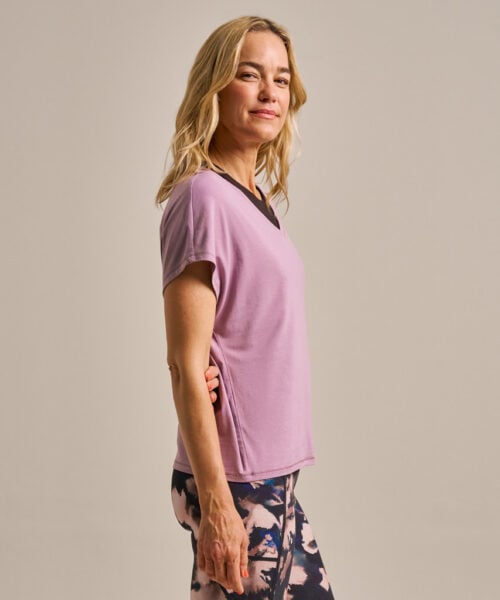Bam2589 Relaxed V Neck T Shirt Mauve Clothing 2