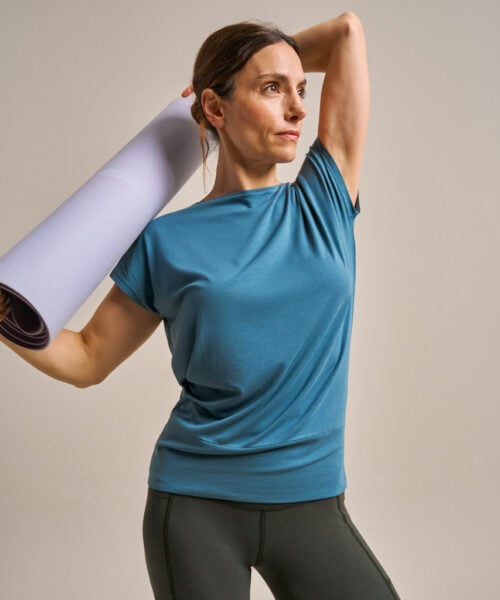 Bam2765 Short Sleeve Flow Top Agate Blue Clothing 1