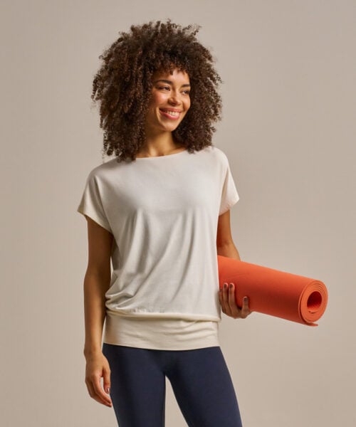 Bam2765 Short Sleeve Flow Top Oat Milk Clothing 1