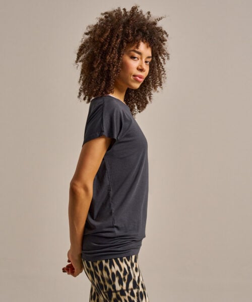 Bam2765 Short Sleeve Flow Top Washed Black Clothing 2