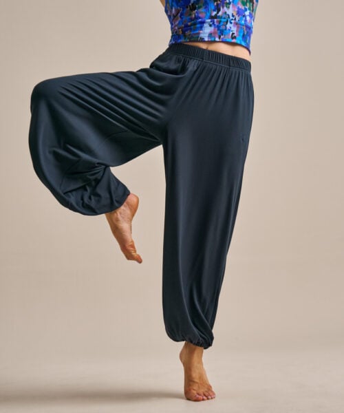 Bam2920 Ballon Yoga Pants Mariner Navy Clothing 1