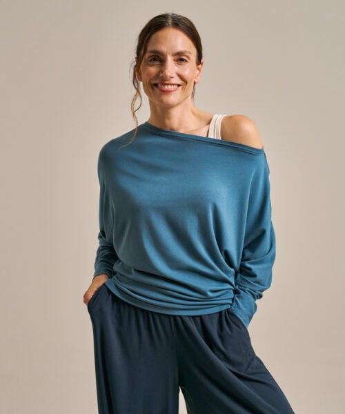 Bam2934 Drape Top Agate Blue Clothing 1