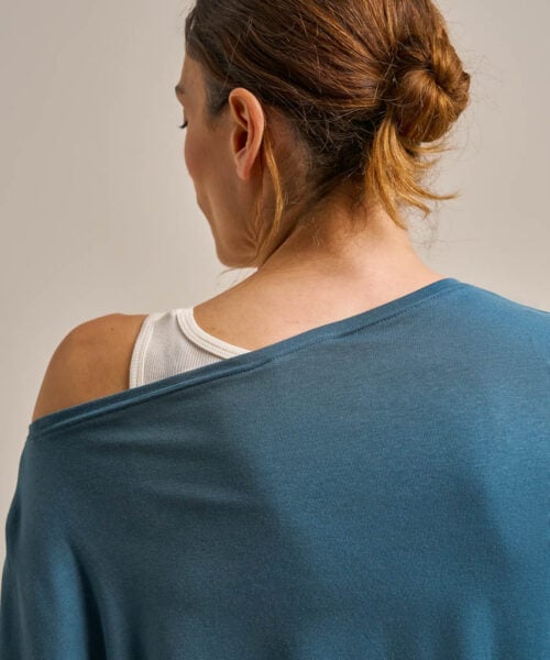 Bam2934 Drape Top Agate Blue Clothing 4
