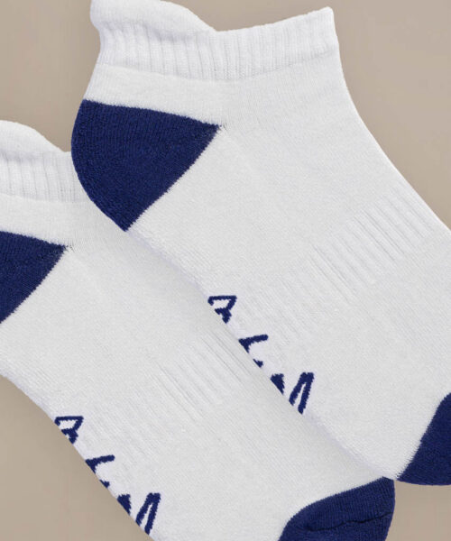 Bam2986 Trainer Socks White Clothing 3